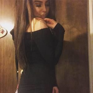 Meet your Posher, Kelli